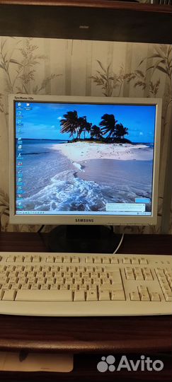Desktop Celeron 347 с монитором, Samsung 17