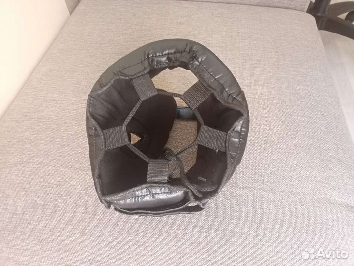 Боксерский шлем