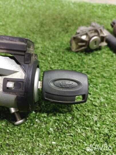 Замок зажигания Ford Focus 2 хэтчбек 1.8 qqdb 2007