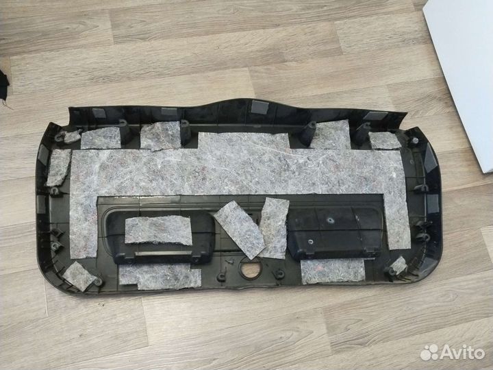 Обшивка крышки багажника Kia Ceed универсал