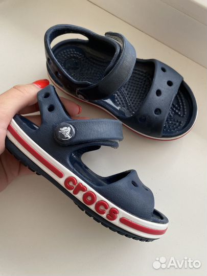 Сандалии crocs c6