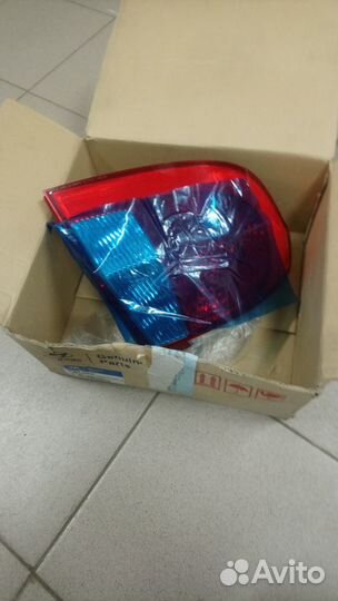 Фонарь задний левый Hyundai Getz 924011С510