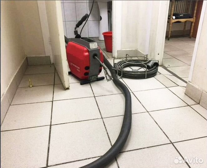 Прочистка канализационной трубы