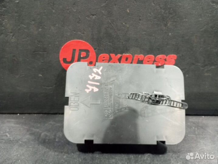 Крышка Bmw 1 E87 N52B30 2007