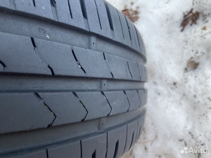 Kumho Ecsta HS51 195/65 R15