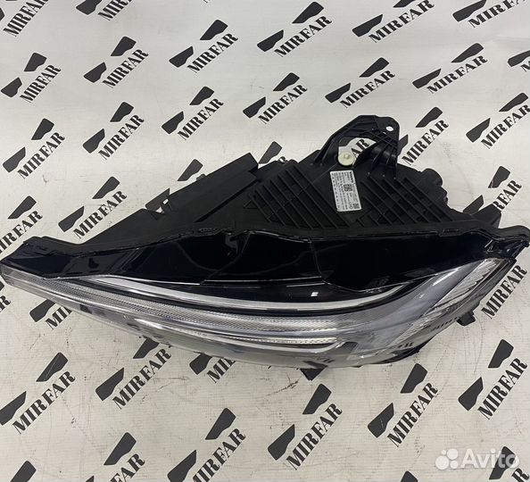 Левая Фара Volvo XC60 2017-2022 Full Led