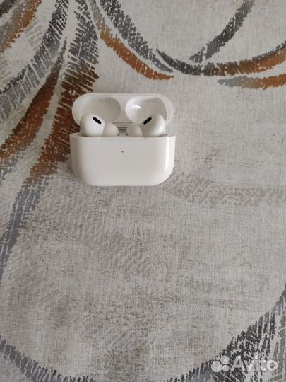 Беспроводные наушники Apple AirPods pro 2