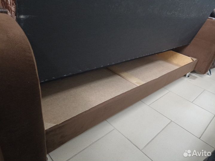 Диван-книжка 