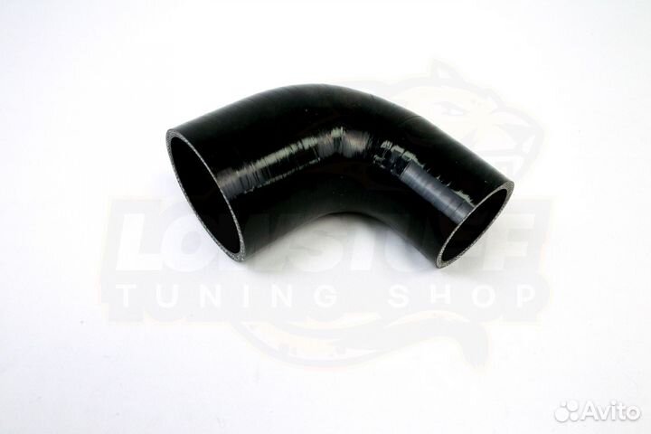 Патрубок силиконовый 90 град 51 мм в 45 мм длина 100 мм стенка 5мм черный