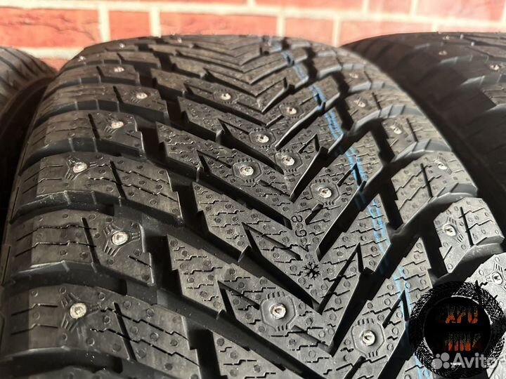 Nokian Tyres Hakkapeliitta 10p SUV 285/45 R22 114T