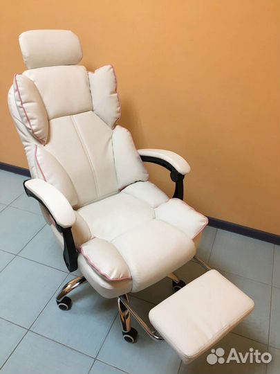 Компьютерное игровое кресло