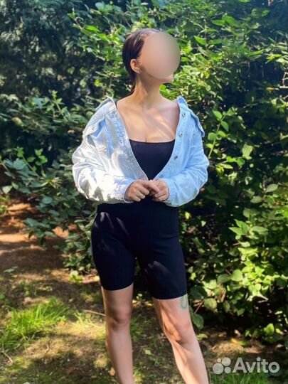 Джинсовая куртка женская