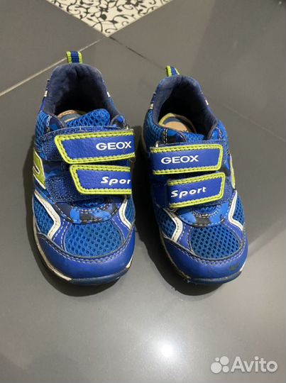 Кроссовки geox 23