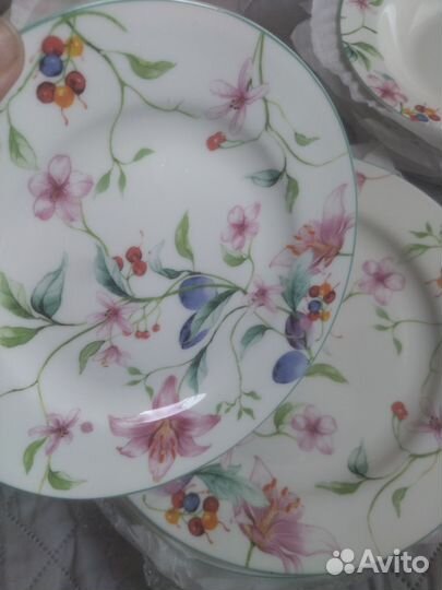 Новый столовый сервиз на 6 персон