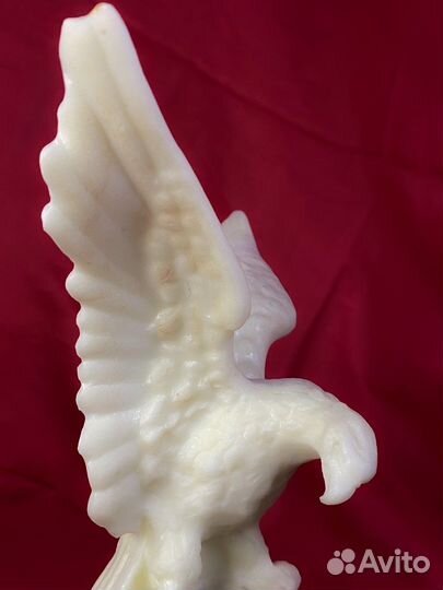 Статуэтка «Орел»