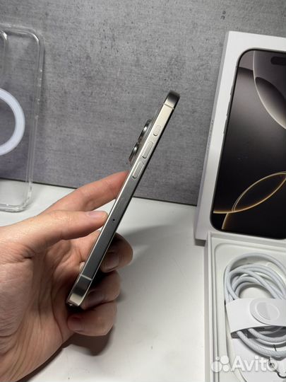 iPhone 16 Pro, 256 ГБ