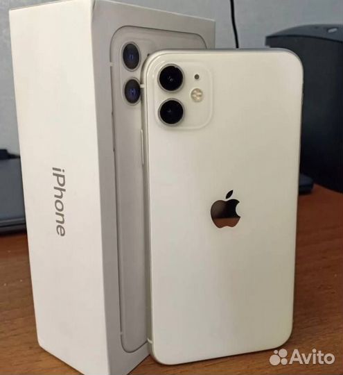 iPhone 11, 64 ГБ