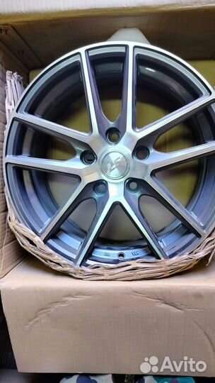 Комплект колесных дисков R16