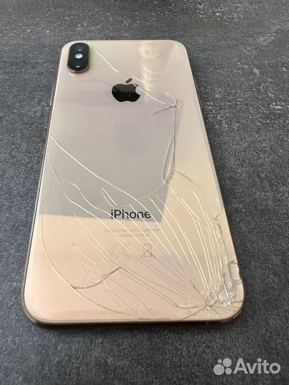 iPhone Xs, 64 ГБ