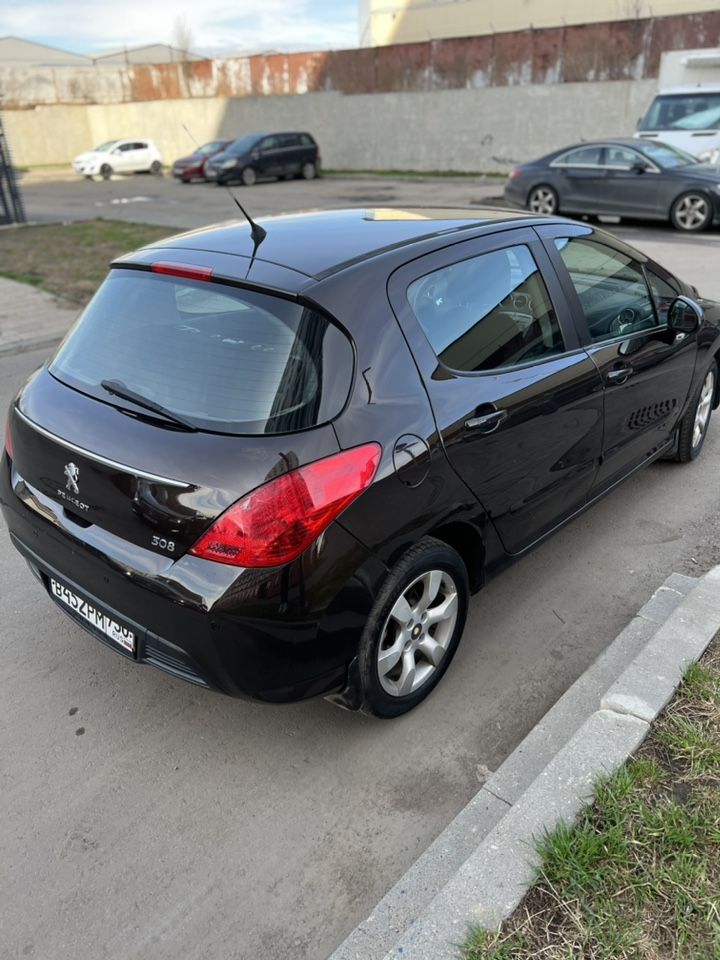 Peugeot 308: фото владельца