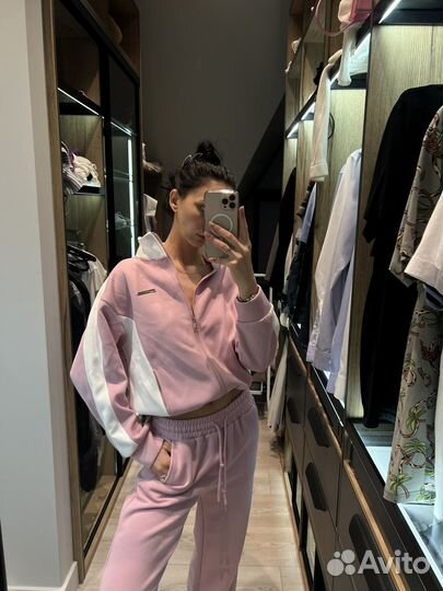 Костюм спортивный