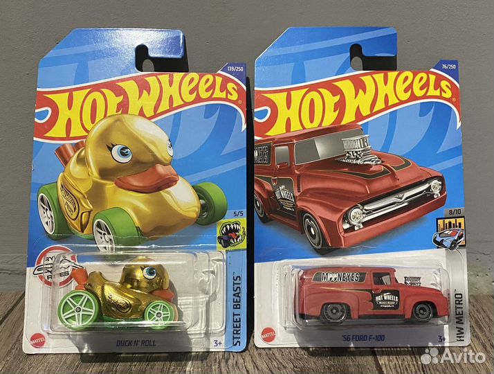 Модельки Hot Wheels