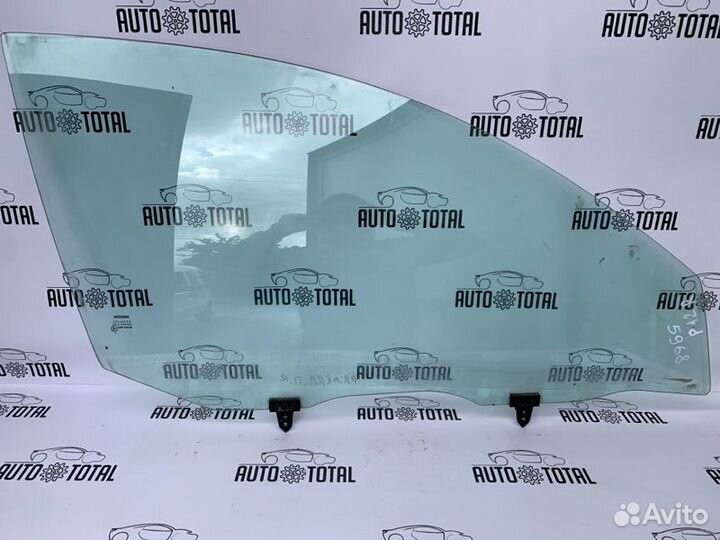 Стекло двери переднее правое Nissan Primera P12