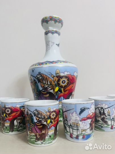 Богатыри. Стопки и графин под водку