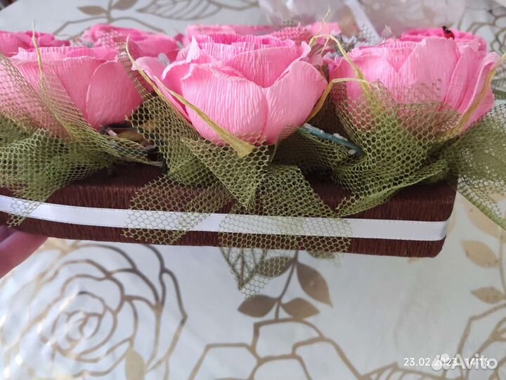 Сердце из бумажных роз