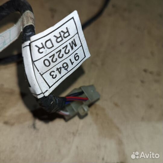 Проводка двери Hyundai Santamo