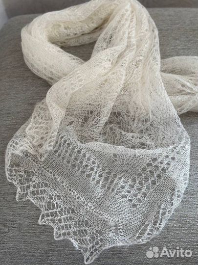 Шарфы и палантины пуховые ручной работы