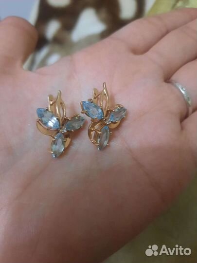 Серьги и кольцо топаз