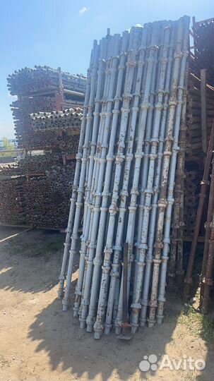 Кап-лок, Домкрат резьбовой верхний