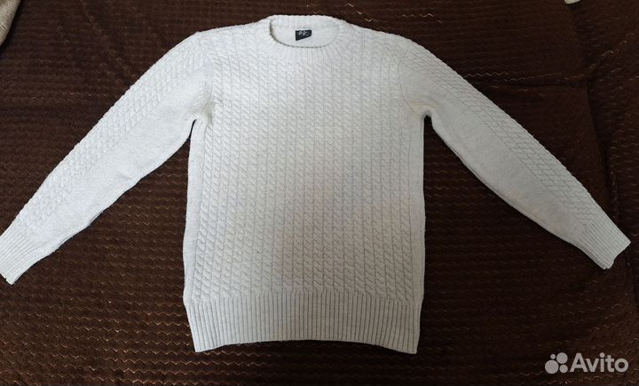 Свитер