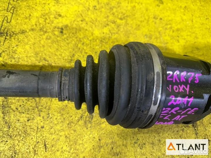 Привод передний левый toyota voxy