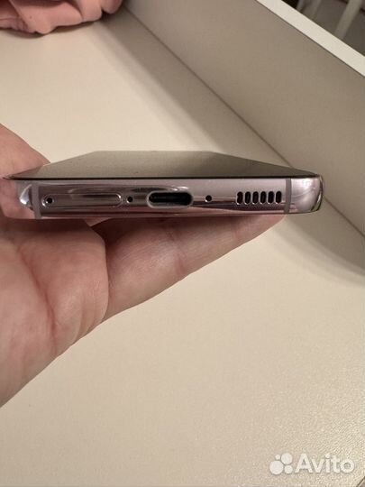 Samsung Galaxy S23, 8/256 ГБ