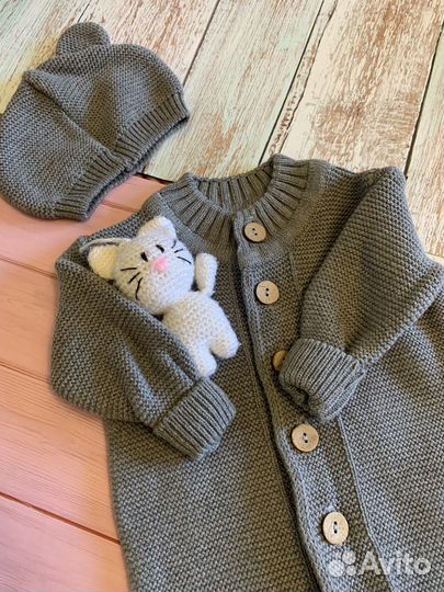 Комбинезон детский вязаный с шапочкой