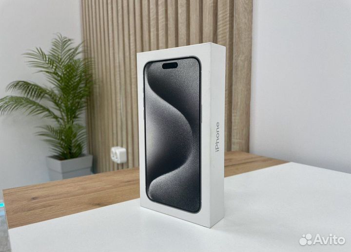 iPhone 15 Pro Max, 256 ГБ