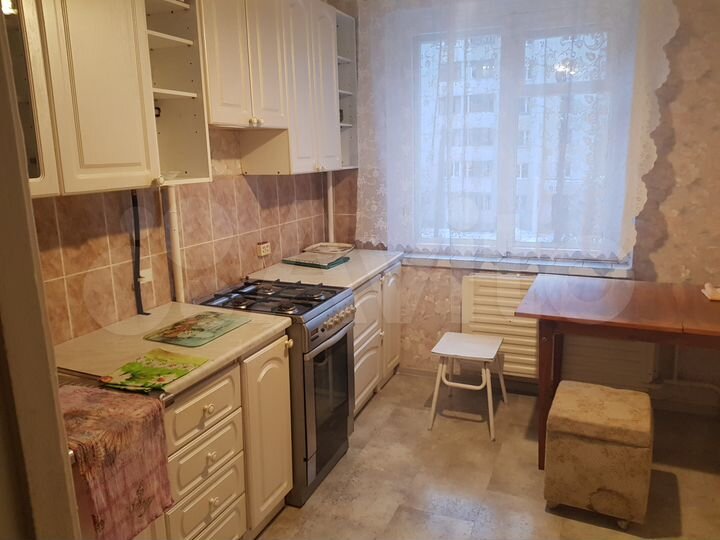 Снять квартиру в уфе на длительный срок. Сдам трехкомнатную квартиру на бердышева 5. Сниму квартиру в сипайлово без посредников. Гагарина 24 уфа снять квартиру. Звездная улица 67.