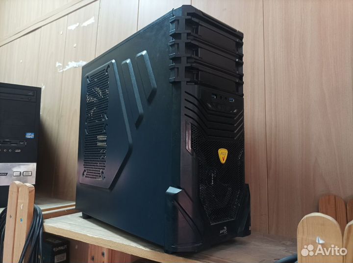Корпус ATX Aerocool PGS