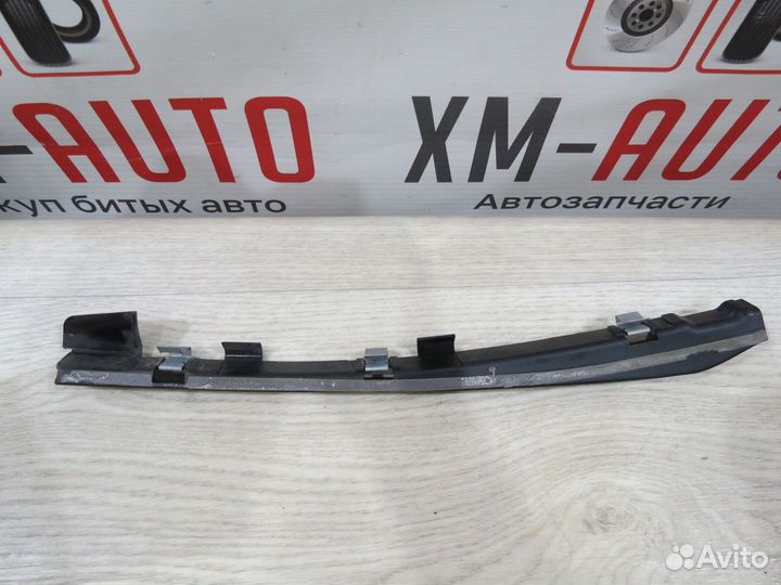 Кронштейн задний правый Audi A7