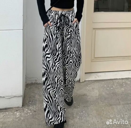 Штаны y2k с принтом зебры