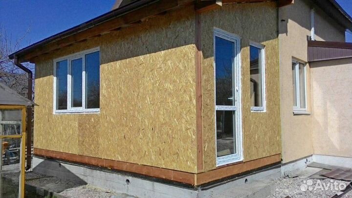 Бригада строителей пристройки кровельные работы