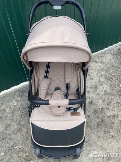 Коляска прогулочная Dearest 818