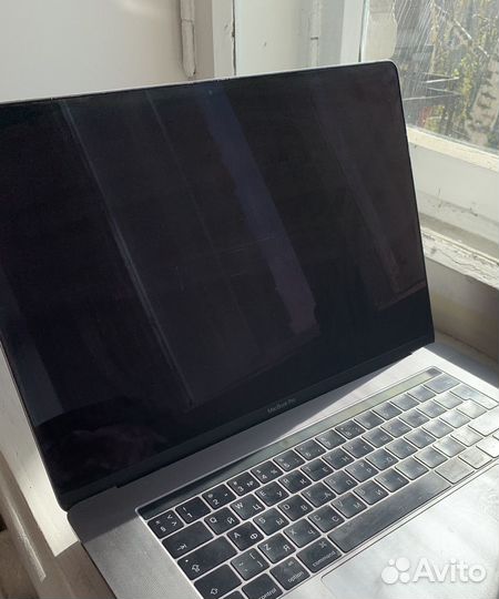 Нерабочий MacBook Pro A1707