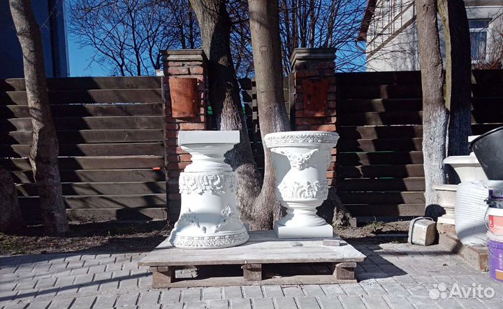 Вазоны уличные для цветов