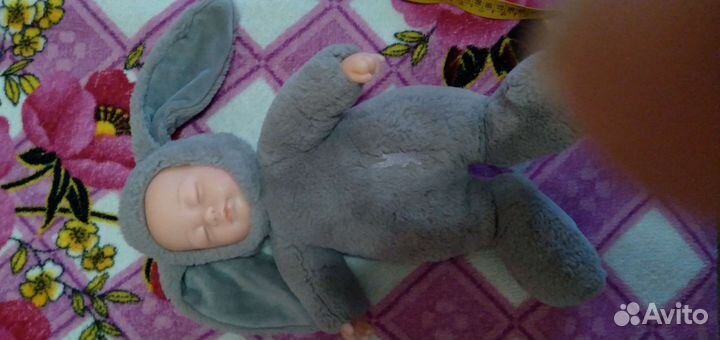 Кукла плюшевая в виде зайчика