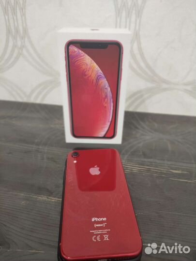 Телефон iPhone xr 64 red обмен