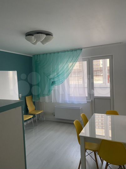 3-к. квартира, 85 м², 1/12 эт.