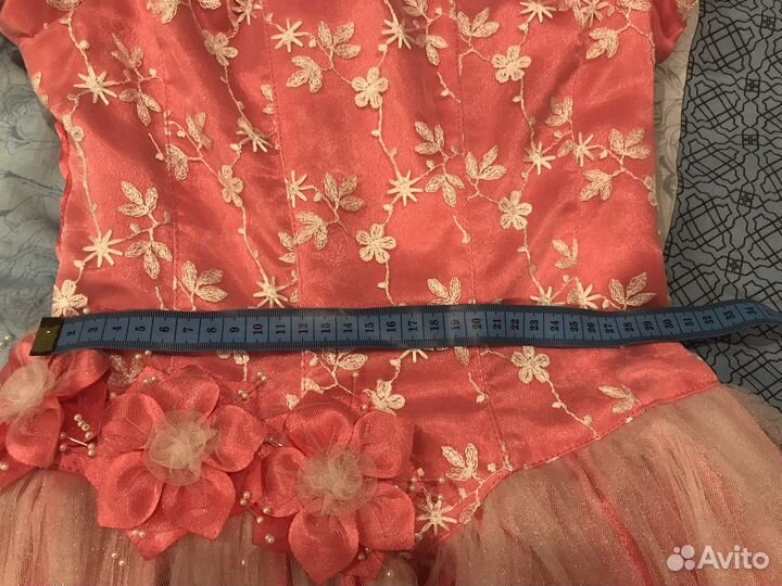 Платье на девочку